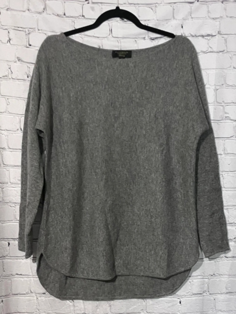 100% Cashmere Charter Club Luxury Gray Scoopneck Lightweight Crew Sweater